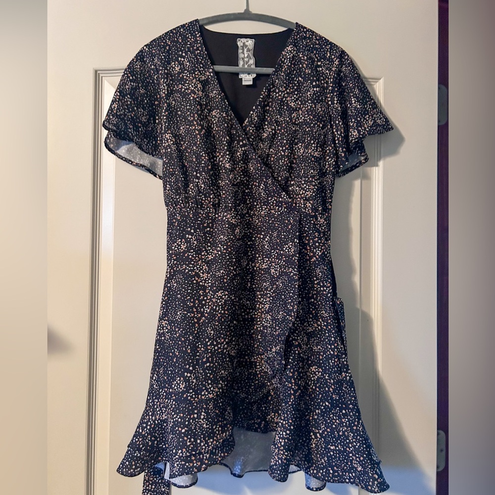 Sadie & Sage boutique black floral dress